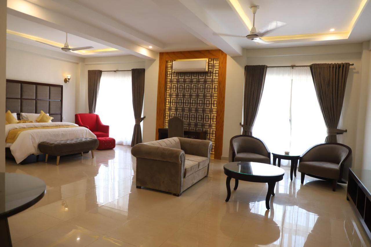 Swat Palace Hotel By Northin Mam Derai Luaran gambar