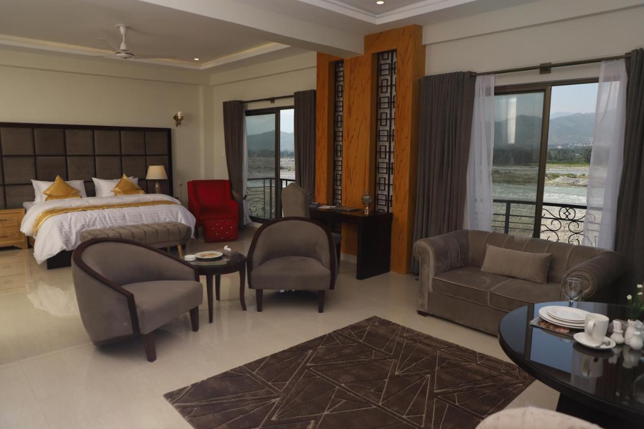 Swat Palace Hotel By Northin Mam Derai Luaran gambar